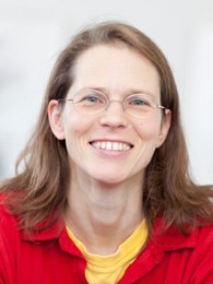 Prof. Dr. Katja Arndt, Junior Fellow der FRIAS School of Life Sciences – LifeNet entwickelt  „Lichtschalter“ zur Steuerung von Proteinen